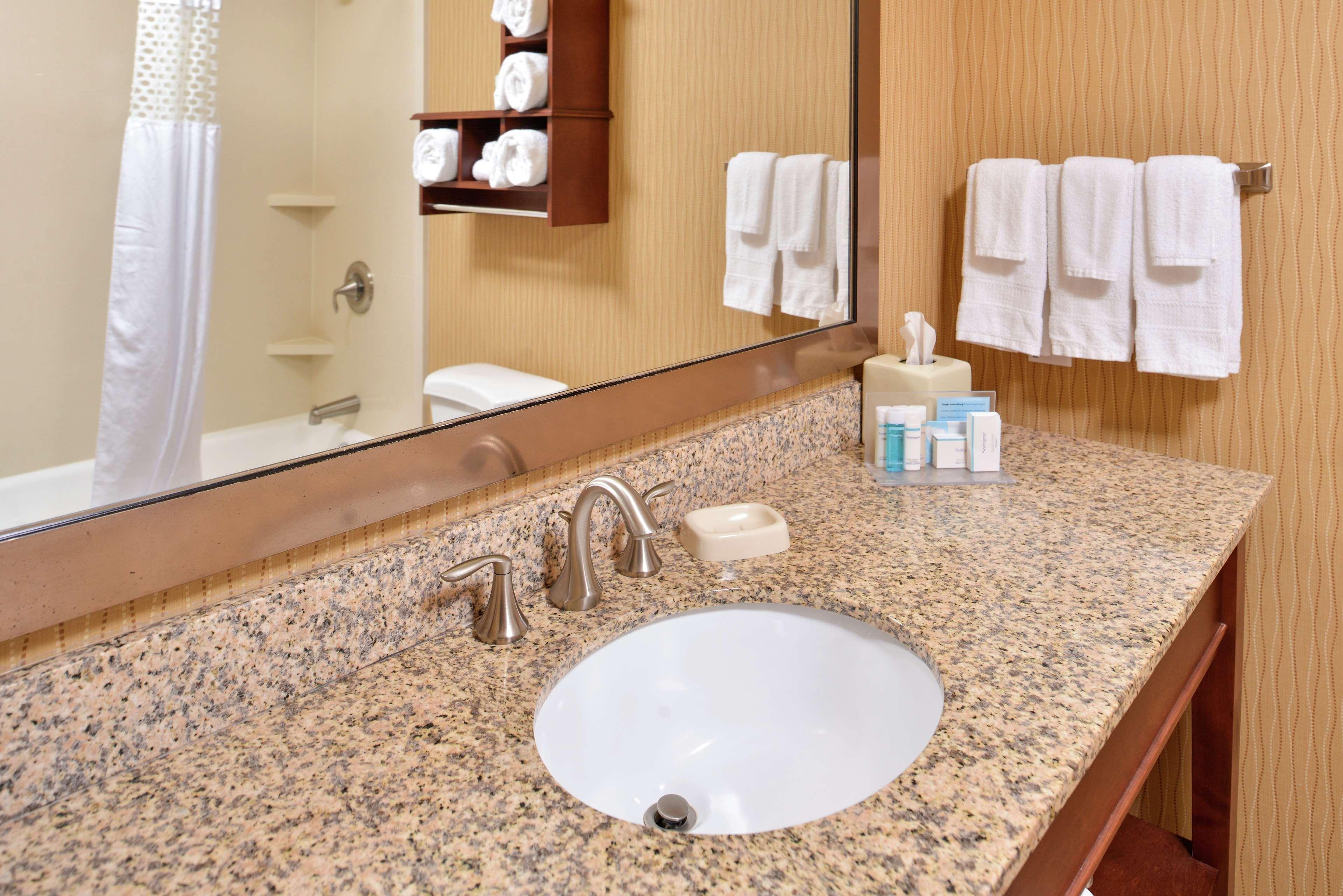 Hampton Inn Idaho Falls / Airport Exterior foto