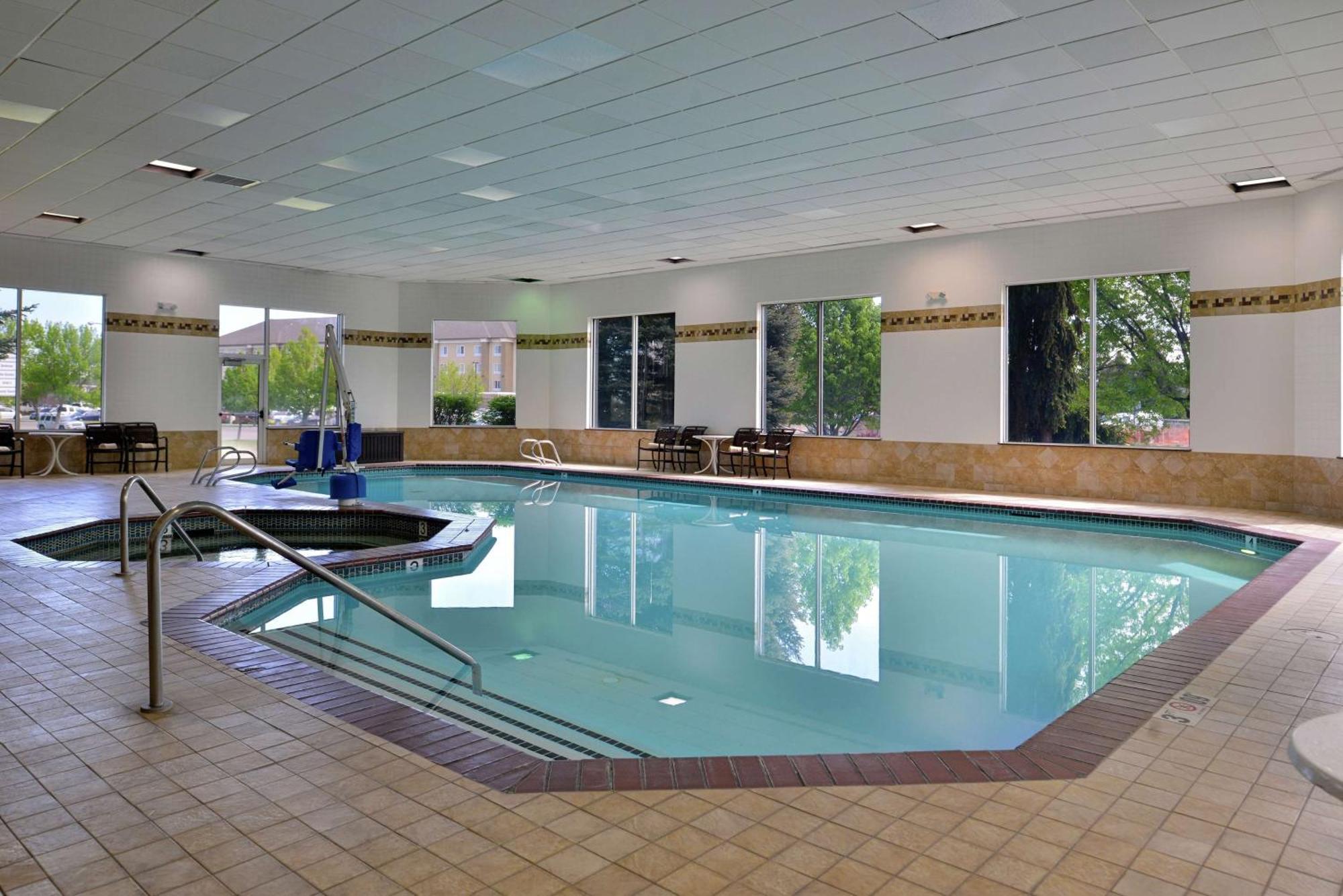 Hampton Inn Idaho Falls / Airport Exterior foto