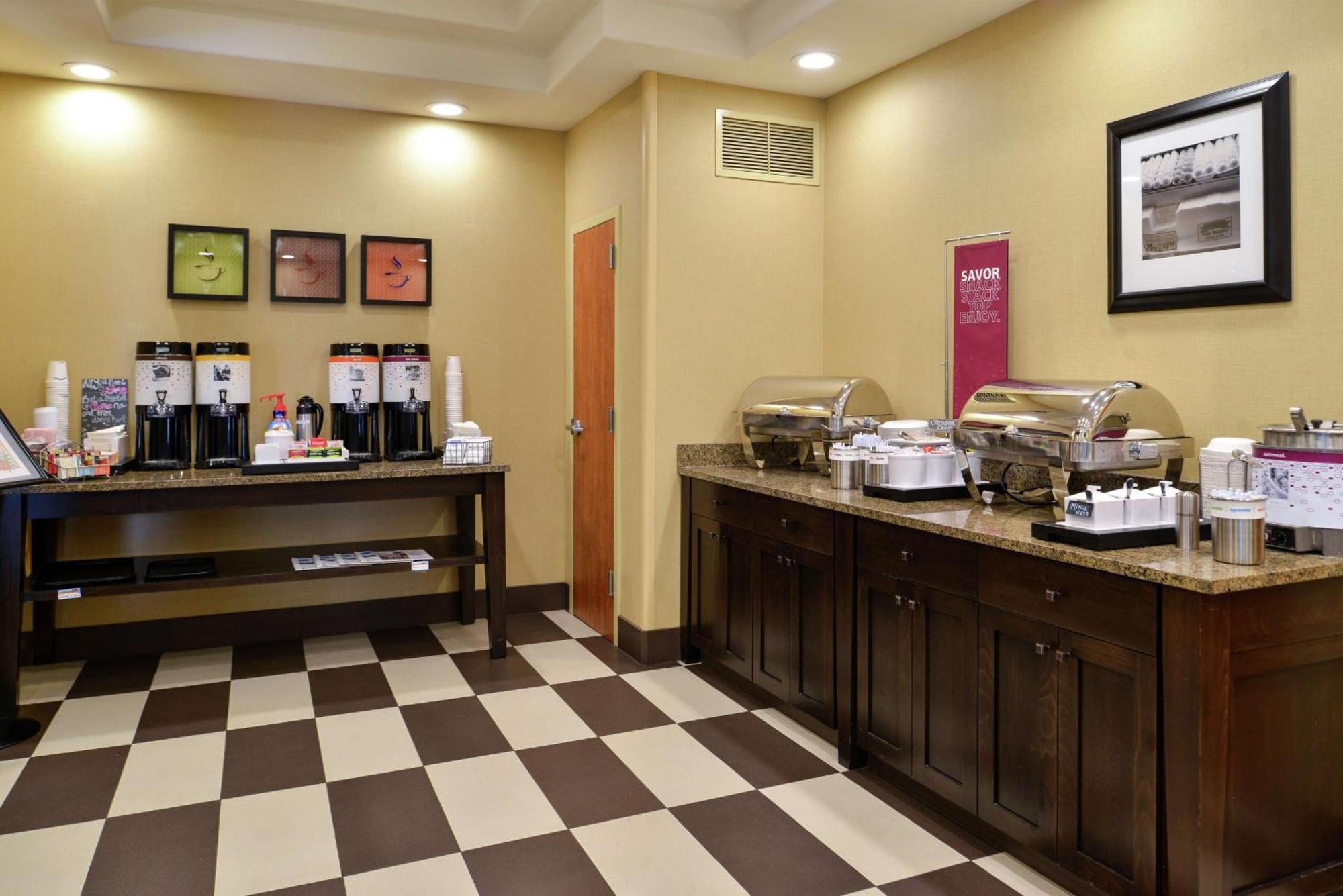Hampton Inn Idaho Falls / Airport Exterior foto